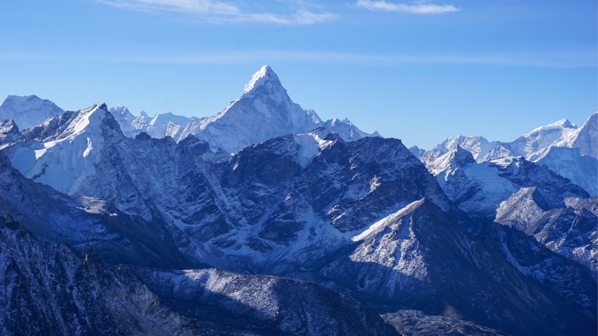 Did a River Capture Event Make Everest Taller?