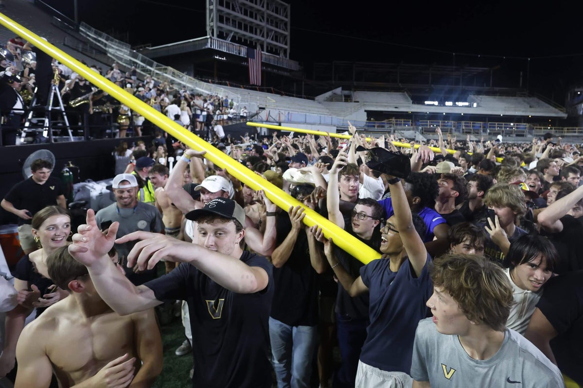 Mandel’s Final Thoughts: In zany day of upsets, Vanderbilt-Alabama stands above the rest