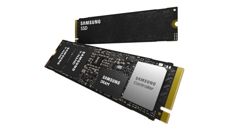 Just in time for Black Friday? Samsung may be preparing to launch the successor to the 990 Pro: the PM9E1 SSD is the first PCIe 5.0 SSD, but it is not intended for end users