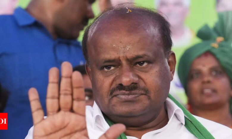 Mining fraud: SIT chief goes to police over HD Kumaraswamy’s ‘threats’ – Times of India