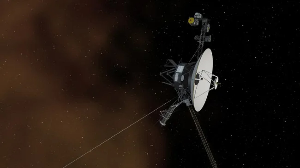 NASA Voyager 2 turns off plasma science instrument to save energy