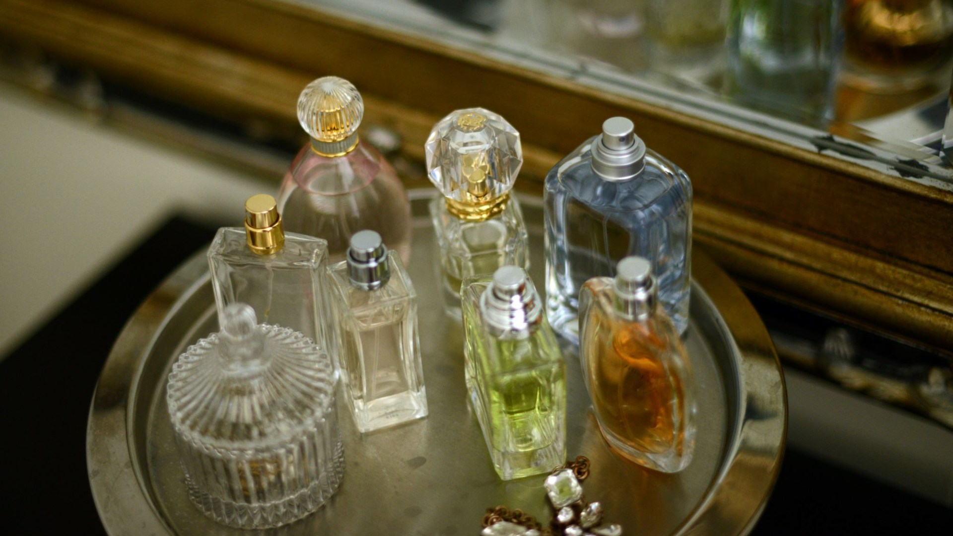 Where you should NEVER store your perfume if you want it to last for years