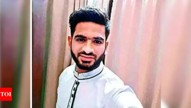 35-year-old cricketer dies of cardiac arrest during match | India News – Times of India