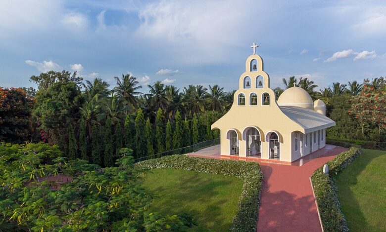 Inside the spa visited by King Charles and Queen Camilla, with lush tropical gardens and sheep grazing on the lawns (and no gym)