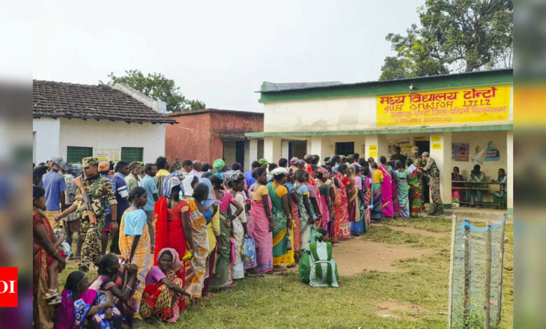 66.5% vote in first phase of Jharkhand polls; in 2019 it was 63.7% | India News – Times of India