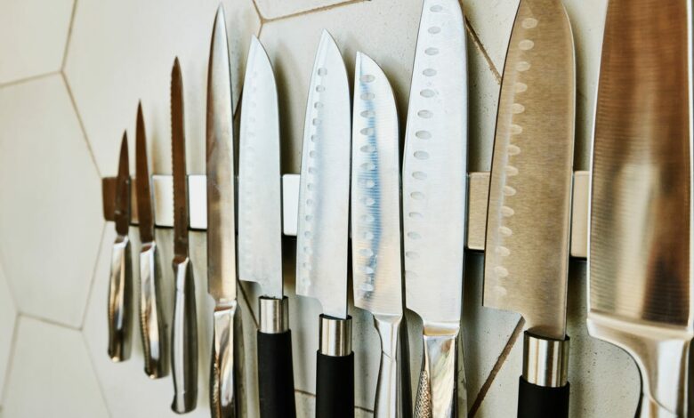 8 Bad Habits That Will Destroy Your Kitchen Knives