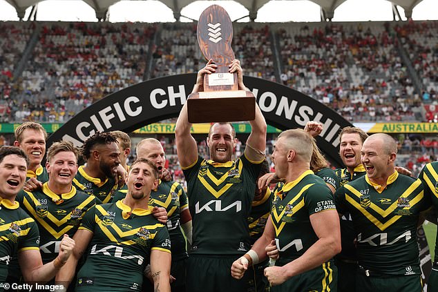 Kangaroos survive late Tonga scare as Tom Dearden leads Australia to 20-14 Pacific Cup final