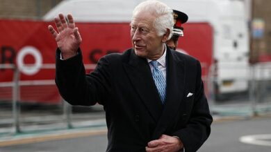 Een werkverjaardag voor Zijne Majesteit! Koning Charles viert zijn 76e verjaardag door twee Coronation-voedselhubs te openen – terwijl Buckingham Palace een zoet eerbetoon uitbrengt