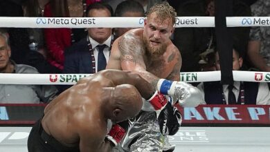 Mike Tyson’s sad end: Jake Paul, 27, reveals he has decided NOT to knock out the 58-year-old boxing legend – who he stopped punching and bowed to – as fans watch Netflix’s fight for ‘ elder abuse’ and calling it a ‘sad shame’