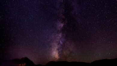 Astrophotographer captures the Milky Way over Easter Island during eclipse