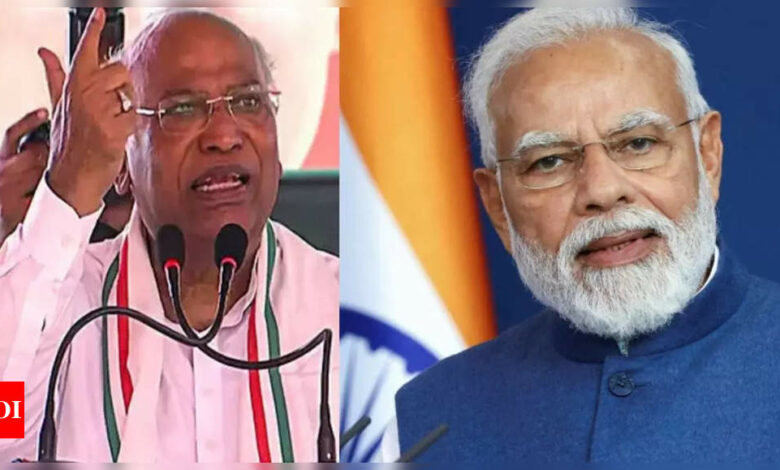 ‘BJP only indulges in loot’: Kharge blasts PM’s broken promises at Jharkhand rally, labels Modi as ‘jhootho ke sardar’ | India News – Times of India