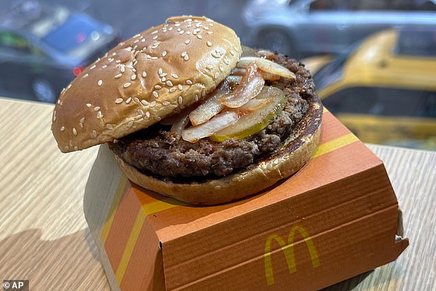 E.coli cases linked to McDonald’s Quarter Pounders rise to 104 in 14 states