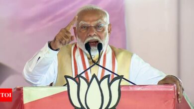 ‘Ek hai toh safe hai’: PM Modi’s new pitch after Yogi Adityanath’s ‘batenge toh katenge’ slogan – Times of India