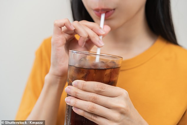 Former USDA food expert warns against diet drinks containing chemicals