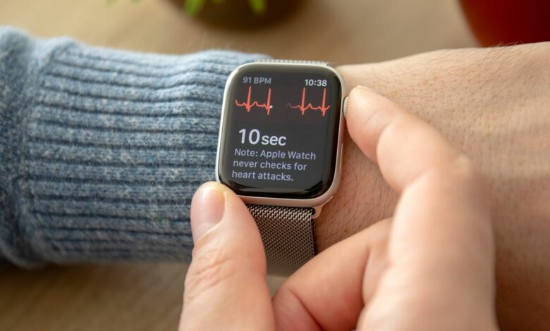 Future Apple Watches could have an ingenious way to track your health thanks to smart bands