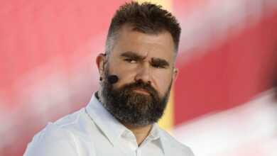 Jason Kelce throws fan’s phone on the floor and exchanges homophobic slurs after insult about Travis dating Taylor Swift