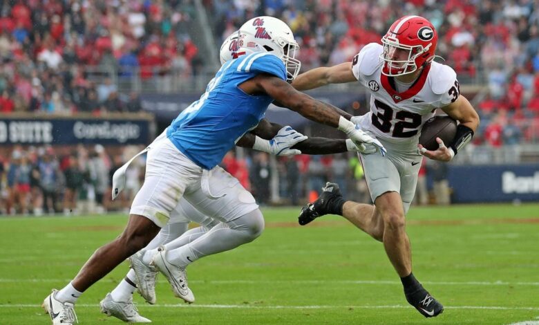 Top 10 College Football Games of Week 12: Tennessee vs. Georgia Showdown, Playoff Implications Are Many