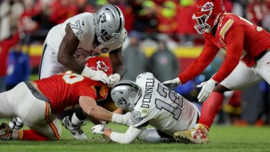 How the Raiders threw away a golden opportunity to beat the Chiefs in the final seconds