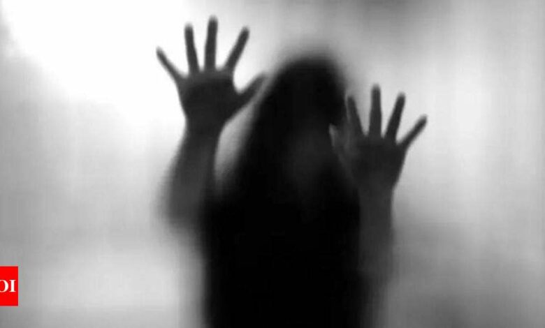 Girls from Bangladesh trafficked to Gujarat, father seeks custody | India News – Times of India