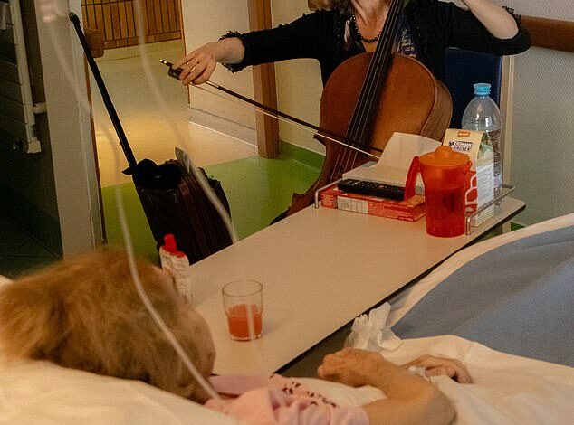 I can end dementia patients’ agony with the sound of my cello – my music is more powerful than the strongest painkillers