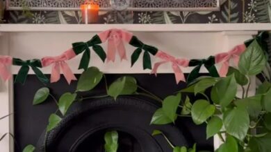 I made a beautiful garland for my home using B&M’s bows – it only took a few seconds