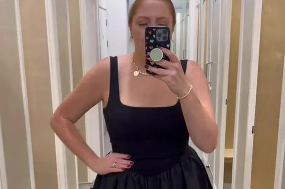 I wanted to see what the Primark LBD looked like in a size 16, and if my size 38E breasts would fit