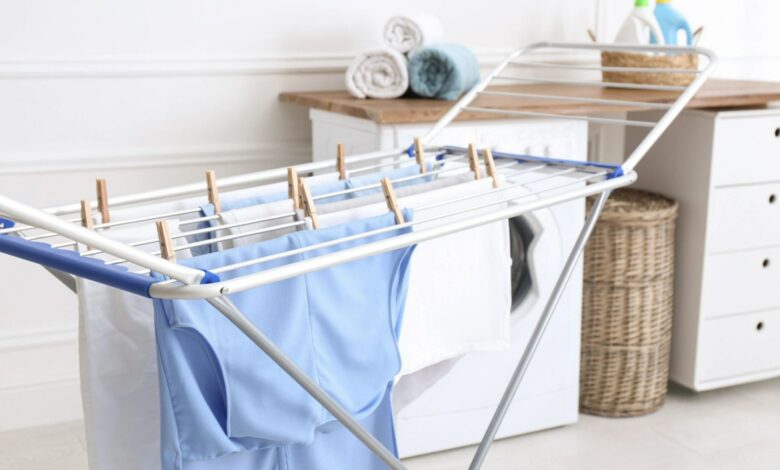 I’m a cleaner and this is the best area to air dry clothes to prevent mold