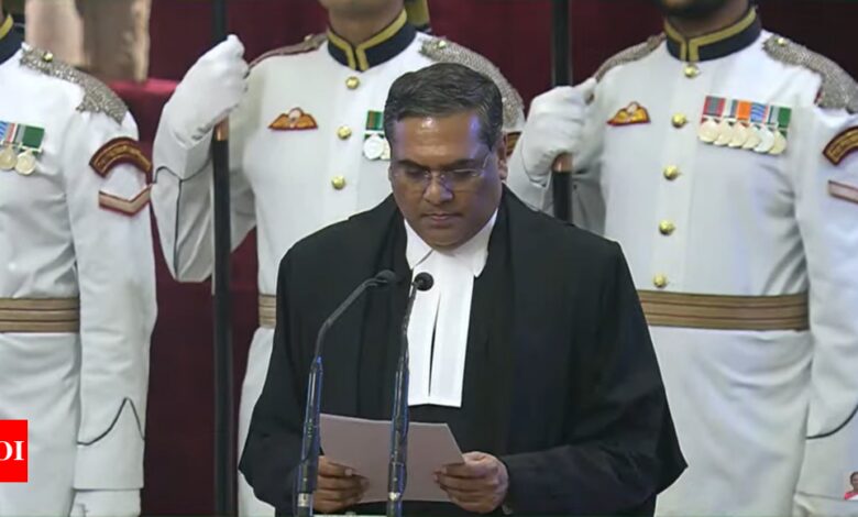 Justice Sanjiv Khanna takes oath as 51st Chief Justice of India | India News – Times of India