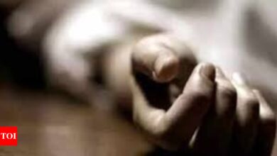 Man kills 14-year-old son after dispute over mobile phone repair | India News – Times of India