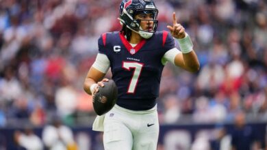 Monday Night Football: Texans vs. Watching Cowboys, ManningCast tonight