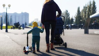 Mothers can reduce the risk of postpartum depression by exercising, but for HOW long?