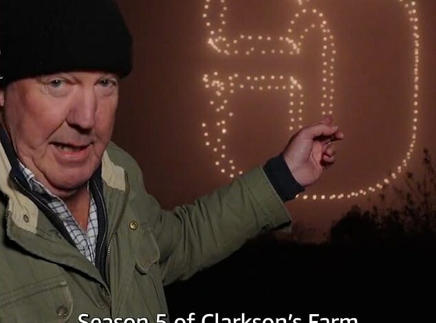 New images of Jeremy Clarkson reveal a key physical sign that his heart is STILL at risk