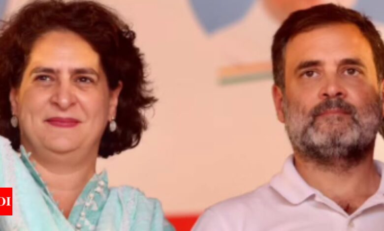 Rahul and Priyanka Gandhi lead protests in Parliament against the Center for helping landslide victims in Wayanad | India News – Times of India