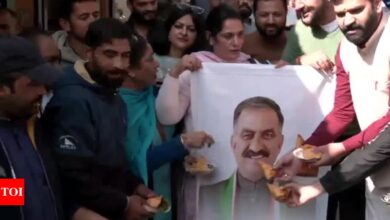 ‘Sukhu ji ka samosa kisne khaya?’: Himachal politics heats up as Shimla CID investigates missing snack | India News – Times of India