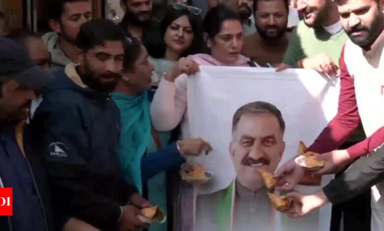 ‘Sukhu ji ka samosa kisne khaya?’: Himachal politics heats up as Shimla CID investigates missing snack | India News – Times of India