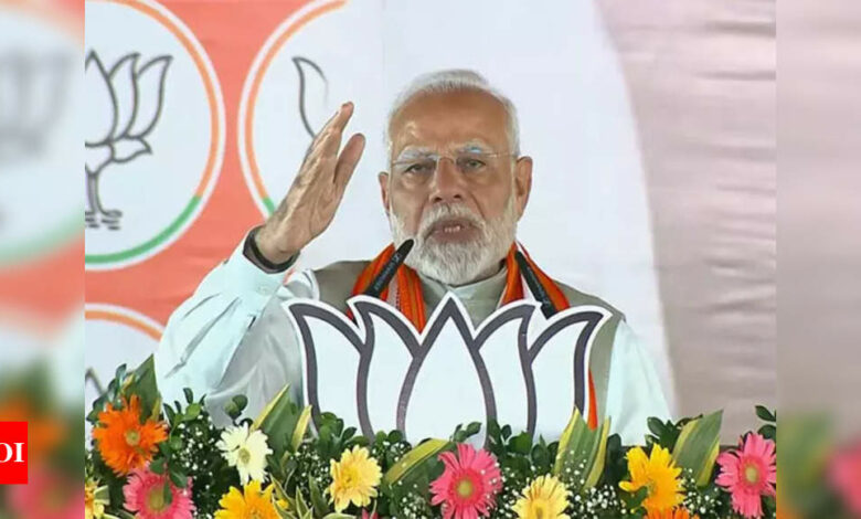 Throw away Congress, save ‘roti, beti & maati’: PM Modi in Jharkhand | India News – Times of India