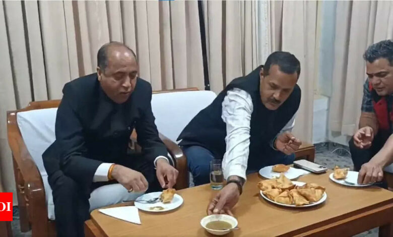 Watch: BJP’s ‘samosa’ party amid Himachal CM Sukhu’s snack mix row | India News – Times of India