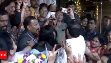 Watch: Eknath Shinde’s selfie moment as ‘Ladki Bahins’ powers Mahayuti to victory in Maharashtra | India News – Times of India