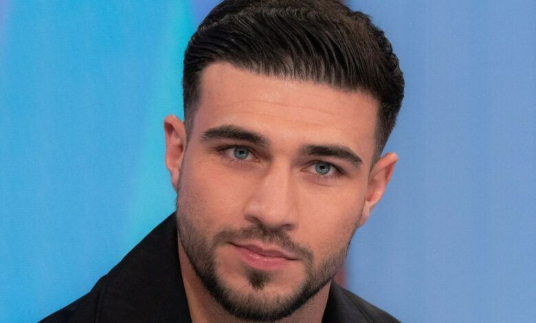 Watch awkward moment Tommy Fury drops ‘perfect gentleman’ act over Molly-Mae