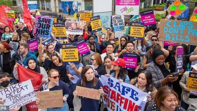 Wes Streeting must stop the exodus of nurses from the NHS or Labour’s healthcare plans will be ‘impossible to deliver’, experts say