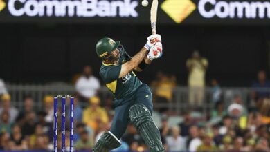 Glenn Maxwell’s power-hitting and Australia’s fast bowlers flatten Pakistan as the home side bounce back from ODI defeat in the rain-shortened T20