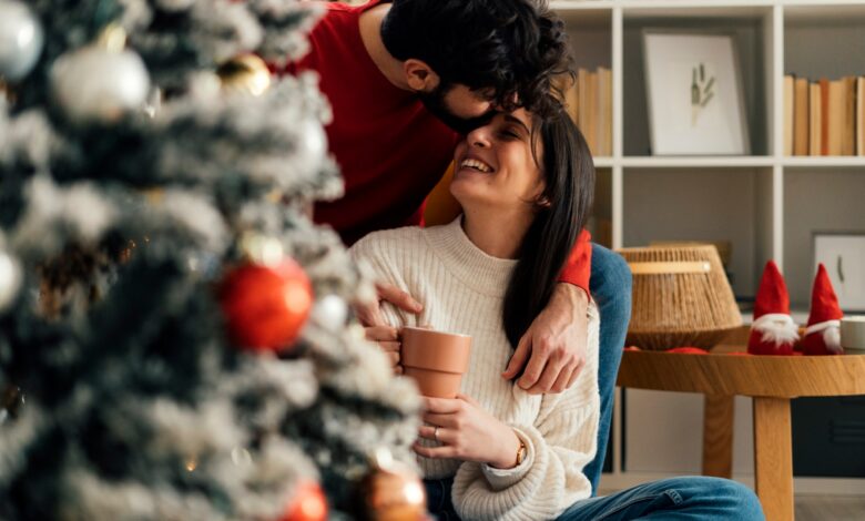 8 simple steps to divorce-proof your Christmas and a two-letter word can save you