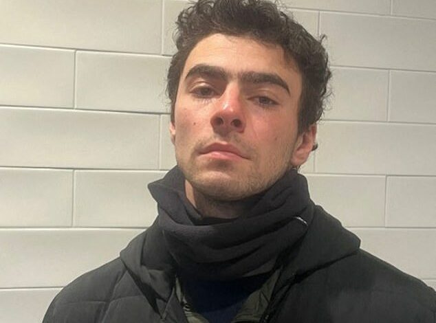 NRL star Angus Crichton broadcasts wild conspiracy theory about man accused of murdering healthcare CEO on a New York street