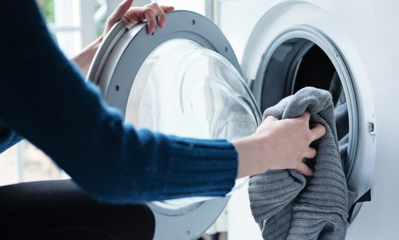 The exact time when you can use the washing machine to reduce your energy bill